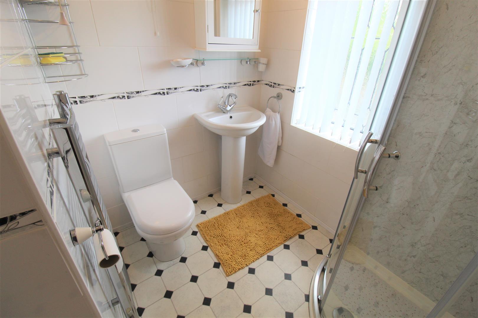 Holdcroft Road, Bucknall, Stoke-On-Trent